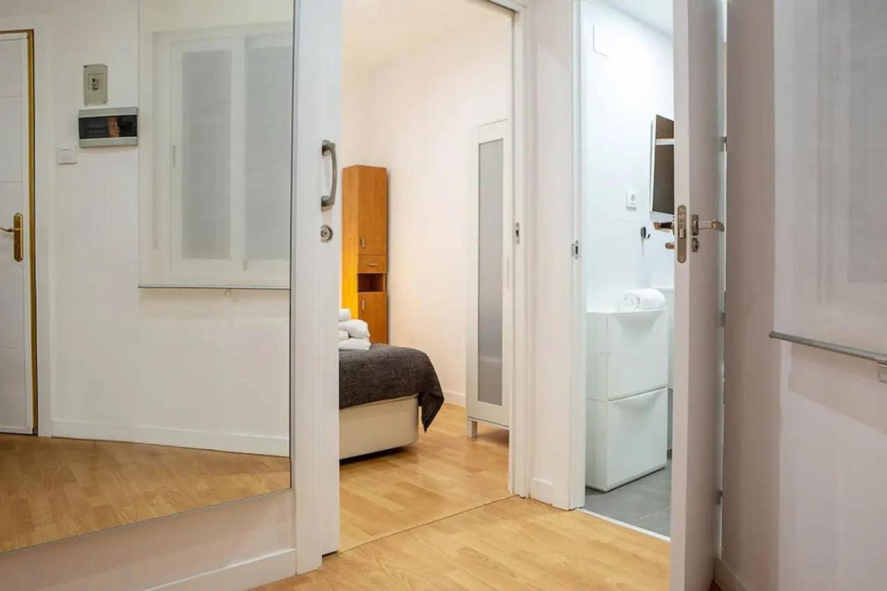 Cozy 1 Bedroom Near Rio * Madrid